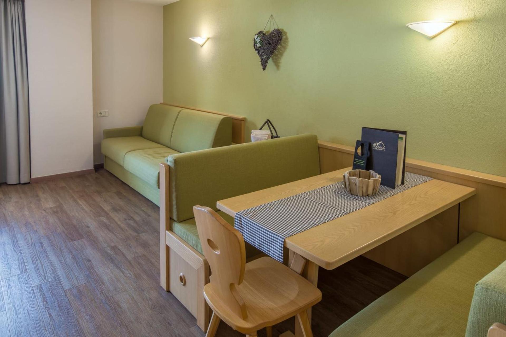Mountain Living Apartments San Valentino alla Muta Eksteriør billede
