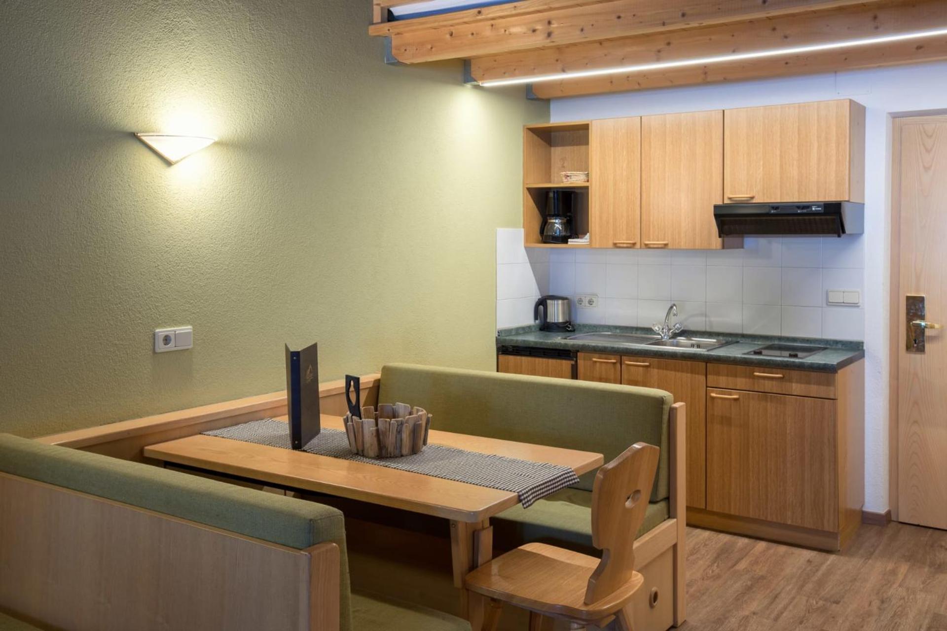Mountain Living Apartments San Valentino alla Muta Eksteriør billede