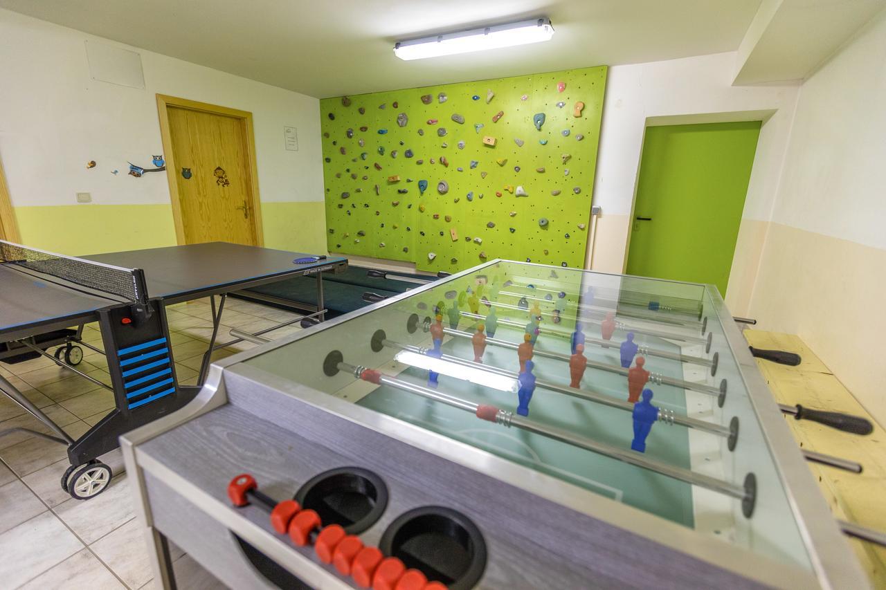 Mountain Living Apartments San Valentino alla Muta Eksteriør billede